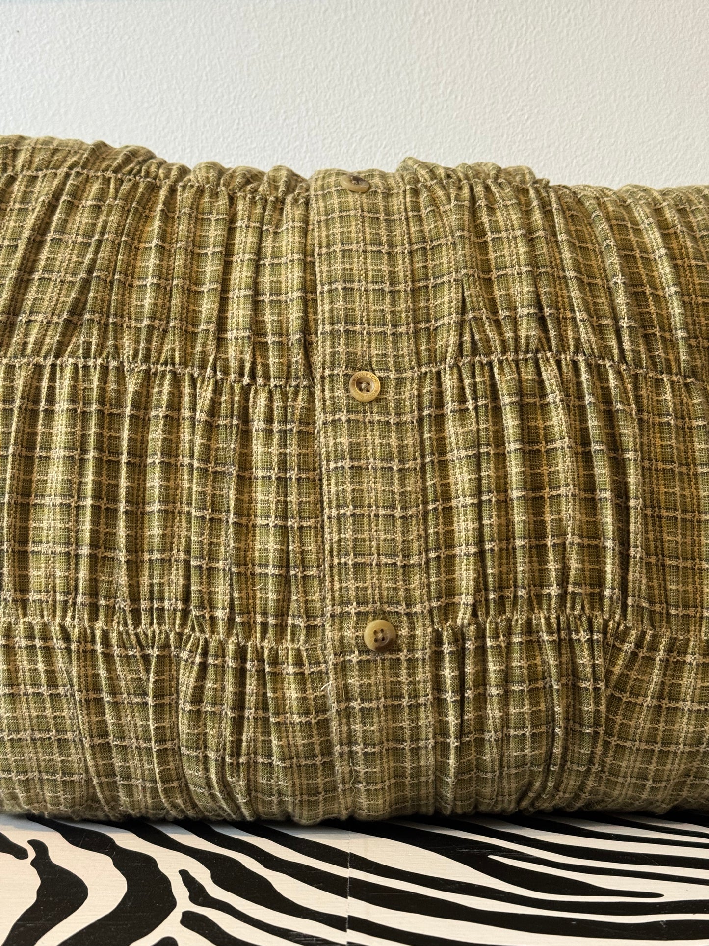RUCHED SHIRT CUSHION