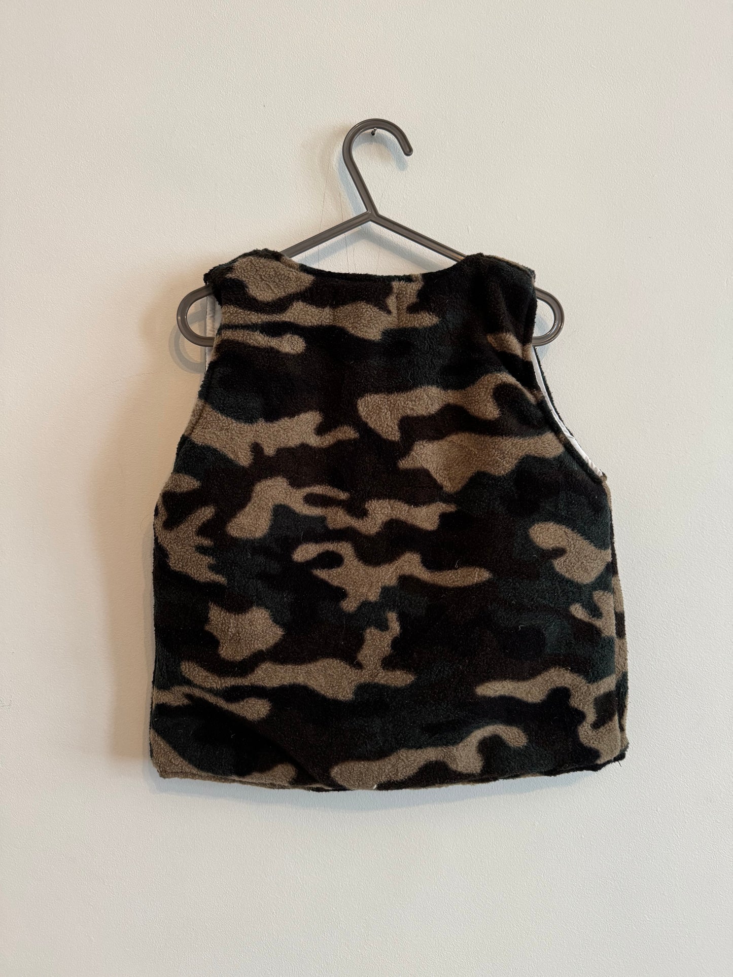 KIDS Fleece Camo Gilet (Age 5)