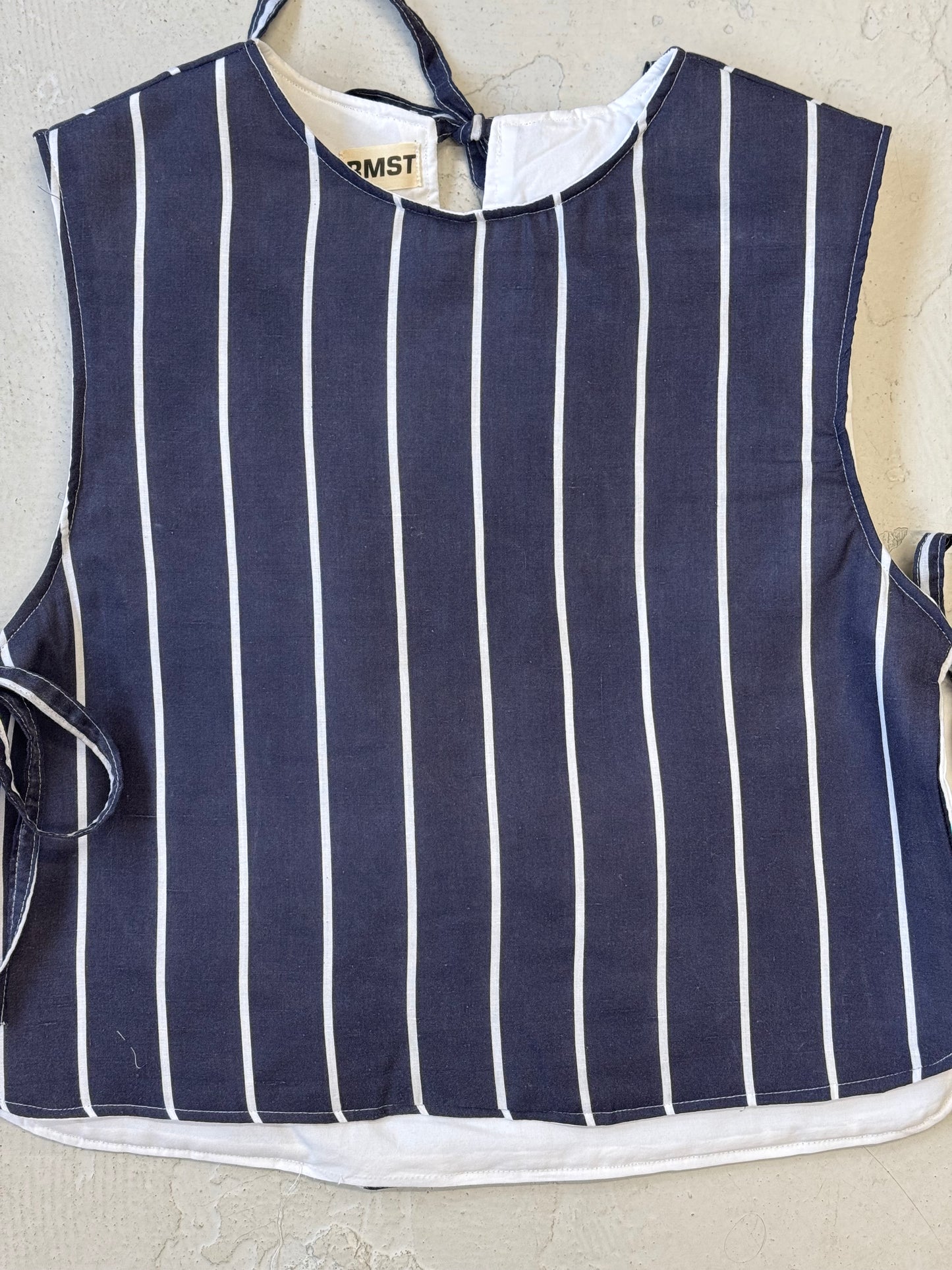 APRON TOP (one size)