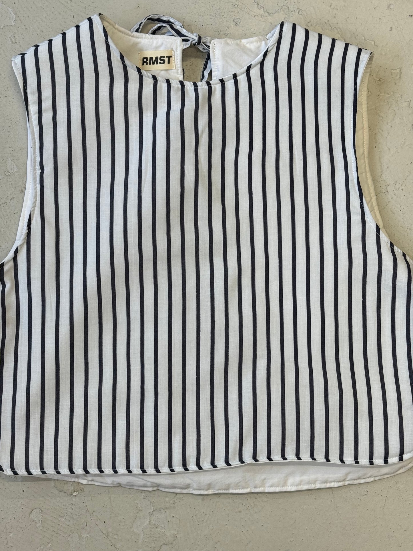 APRON TOP (one size)