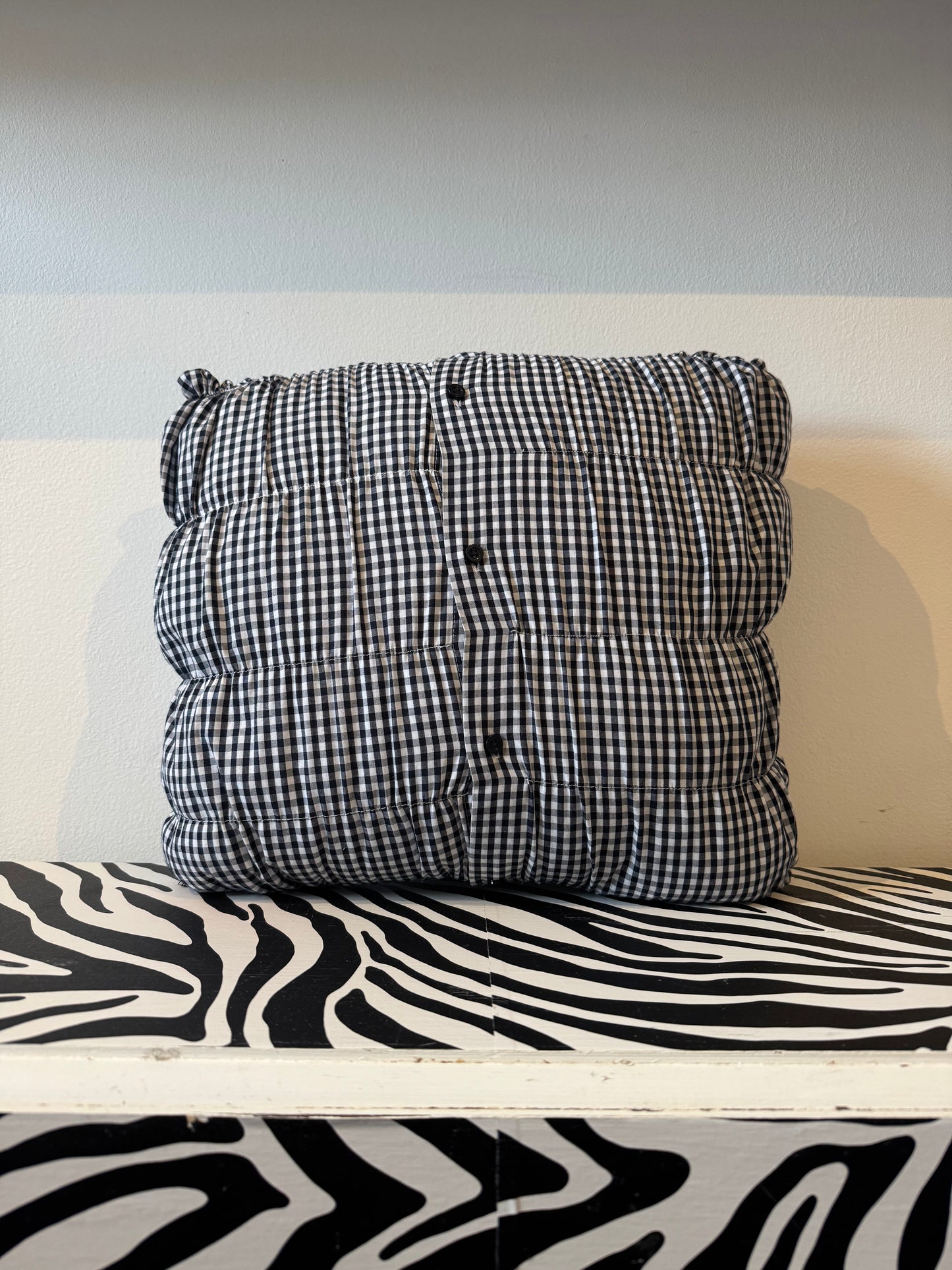 RUCHED SHIRT CUSHION