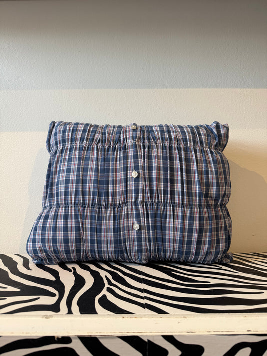 RUCHED SHIRT CUSHION