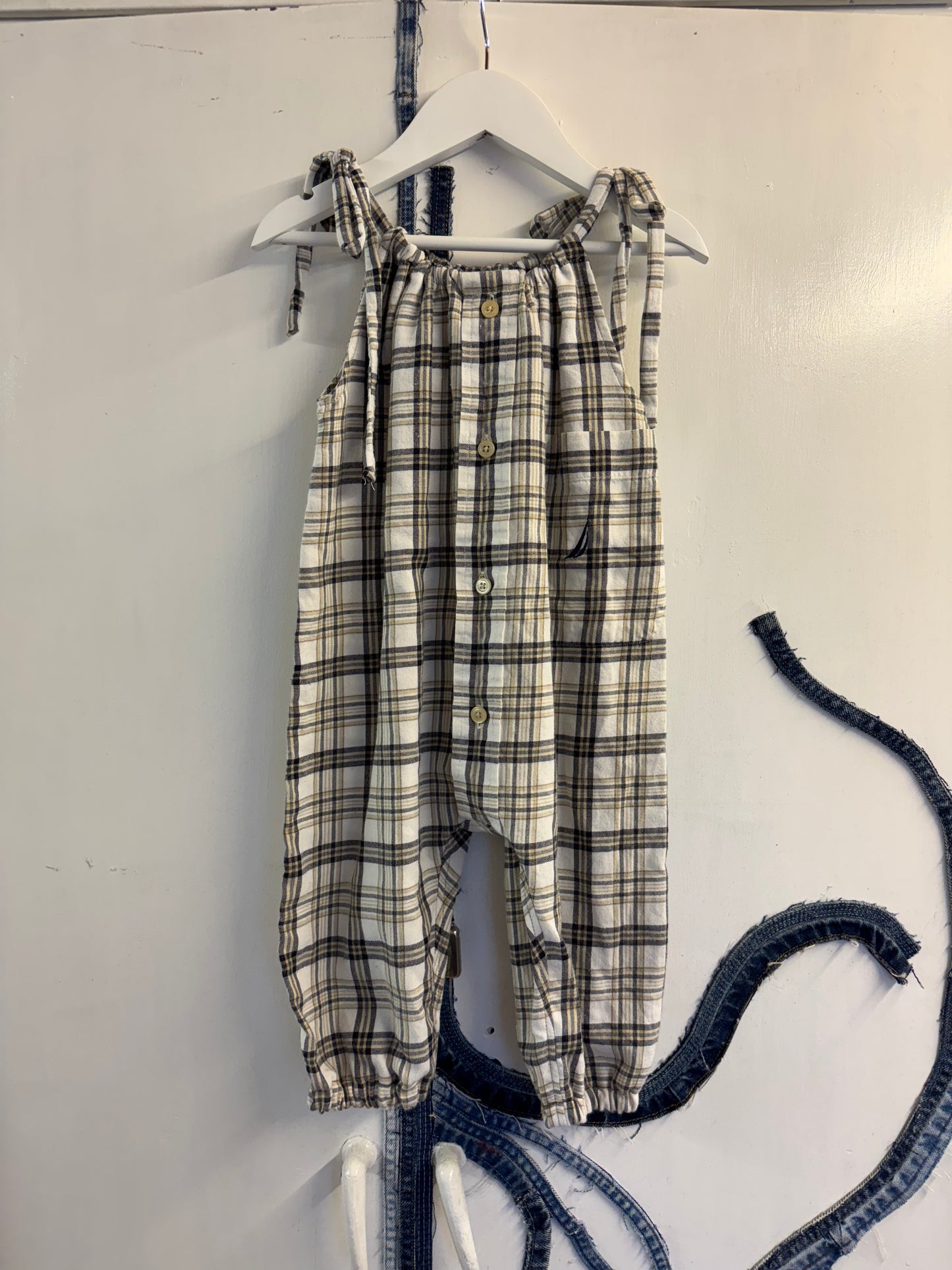 KIDS ROMPER ( 12-18 MONTHS)