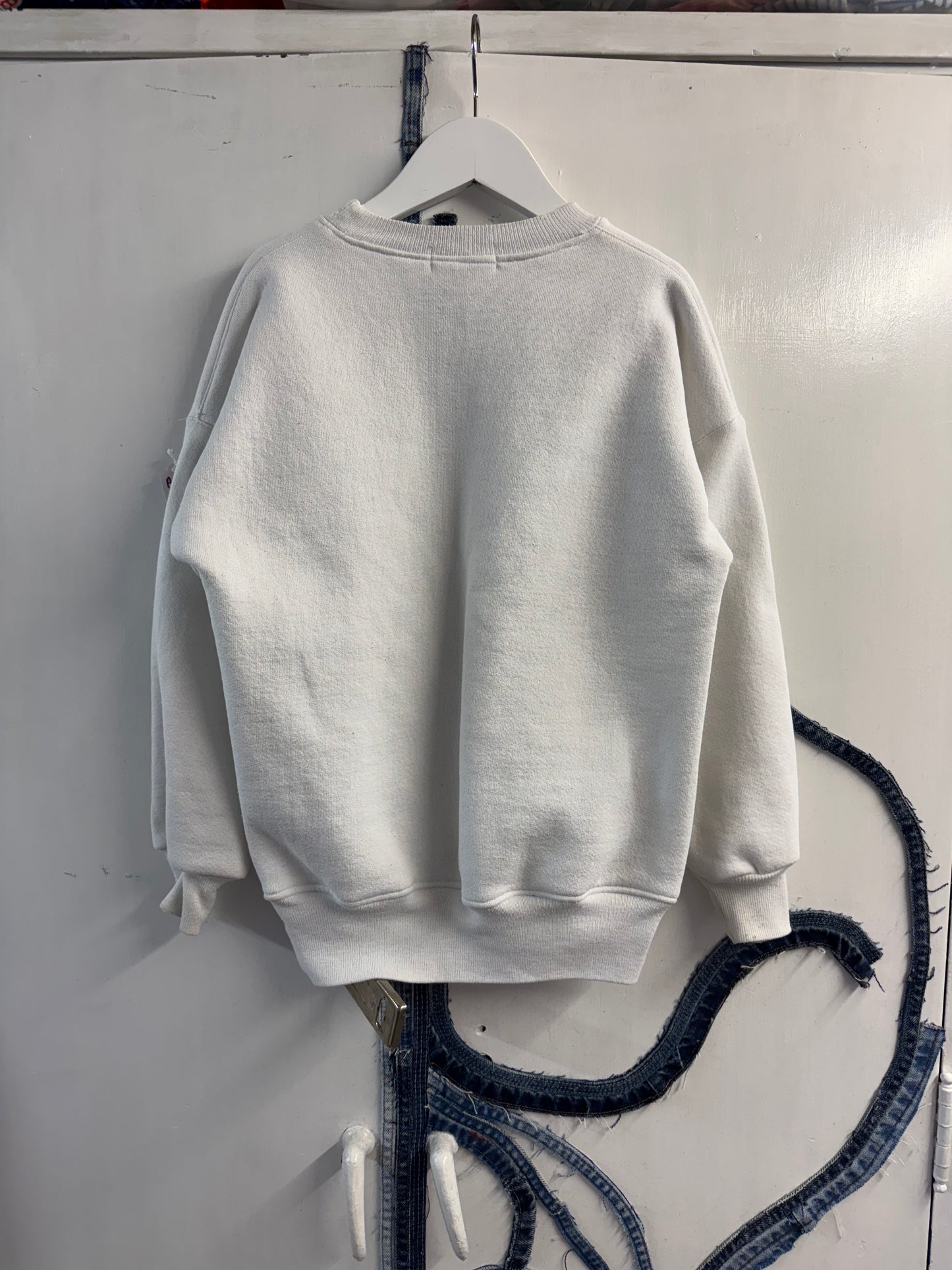 KIDS SWEATSHIRT AGE 8